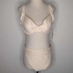 NWT Sanctuary Women's Sand Two Piece Swimsuit Size Large